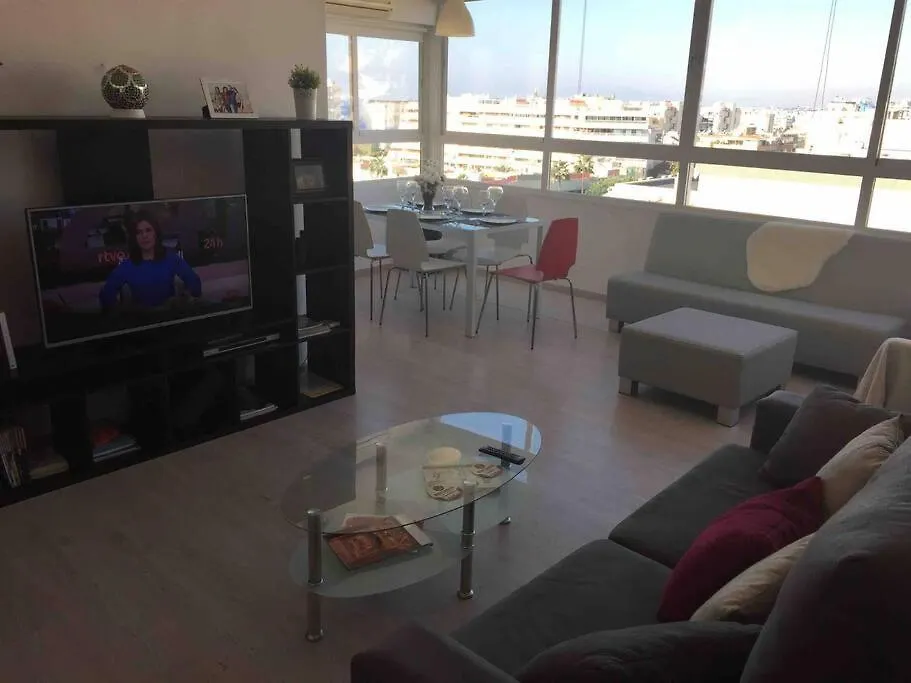 Calido Apartamento Con Vistas Espectaculares Marbella Apartment